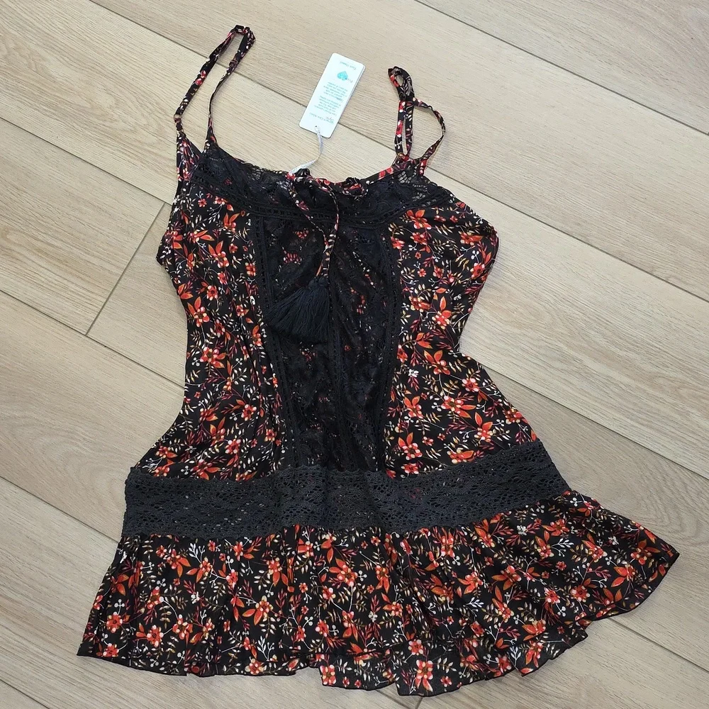 Tiare Hawaii Floral Lace-Trim Beach Cover-Up in Black and Red